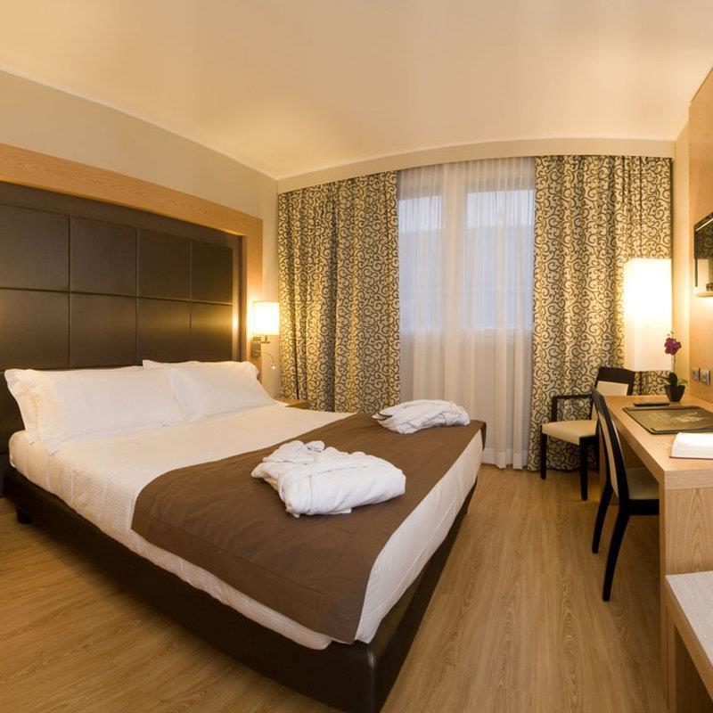 Virginia Palace Hotel Garbagnate Milanese Δωμάτιο φωτογραφία