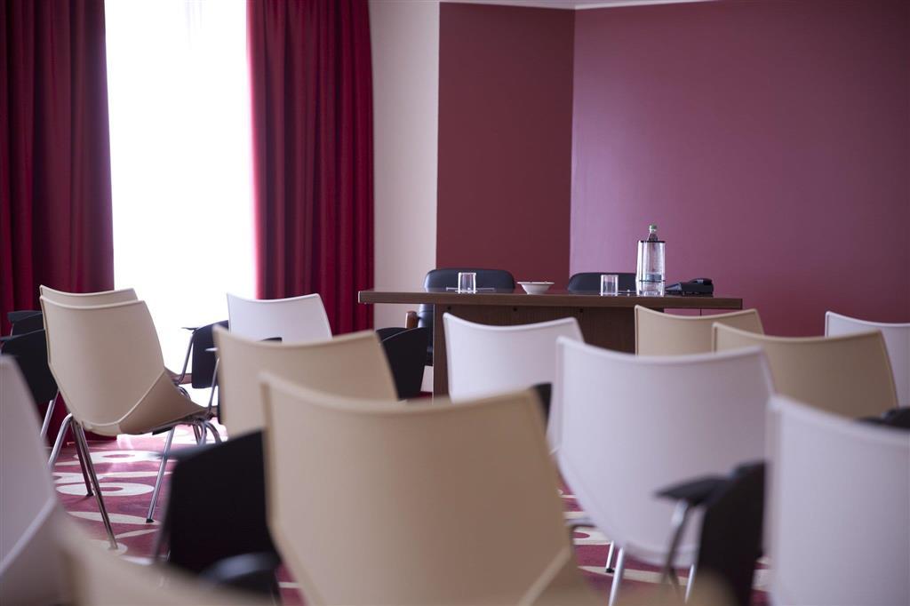 Virginia Palace Hotel Garbagnate Milanese Ανέσεις φωτογραφία