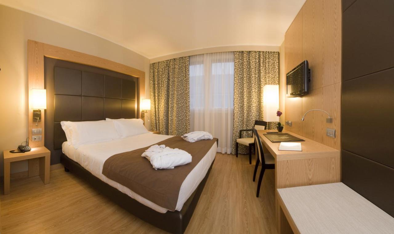Virginia Palace Hotel Garbagnate Milanese Εξωτερικό φωτογραφία
