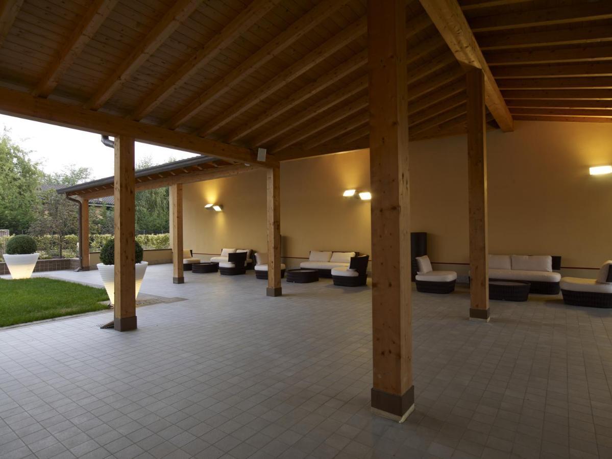 Virginia Palace Hotel Garbagnate Milanese Εξωτερικό φωτογραφία