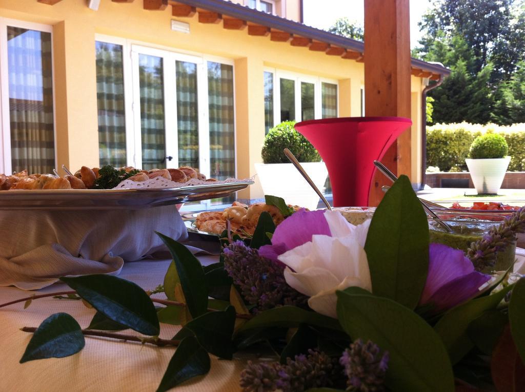 Virginia Palace Hotel Garbagnate Milanese Εξωτερικό φωτογραφία