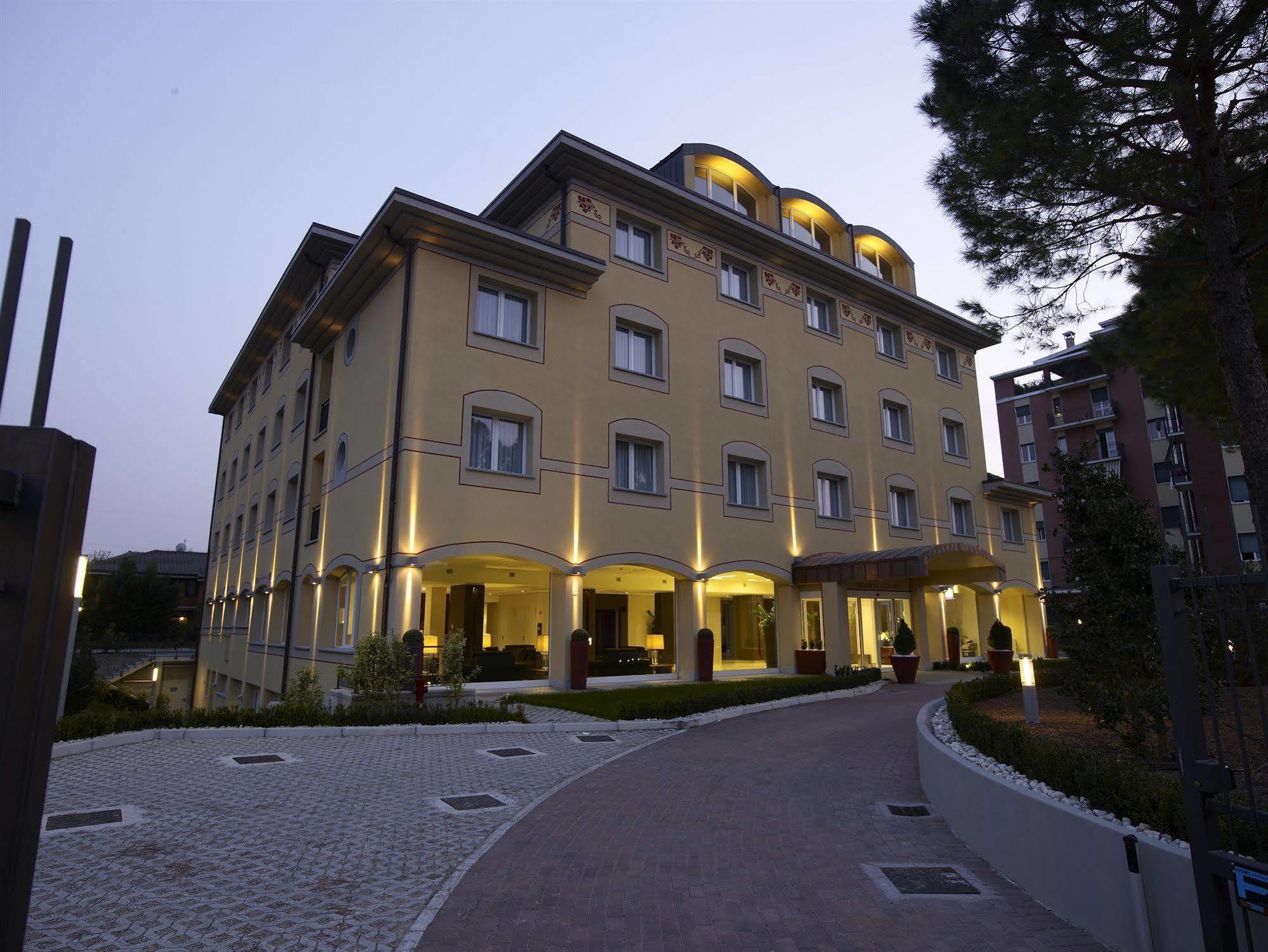 Virginia Palace Hotel Garbagnate Milanese Εξωτερικό φωτογραφία
